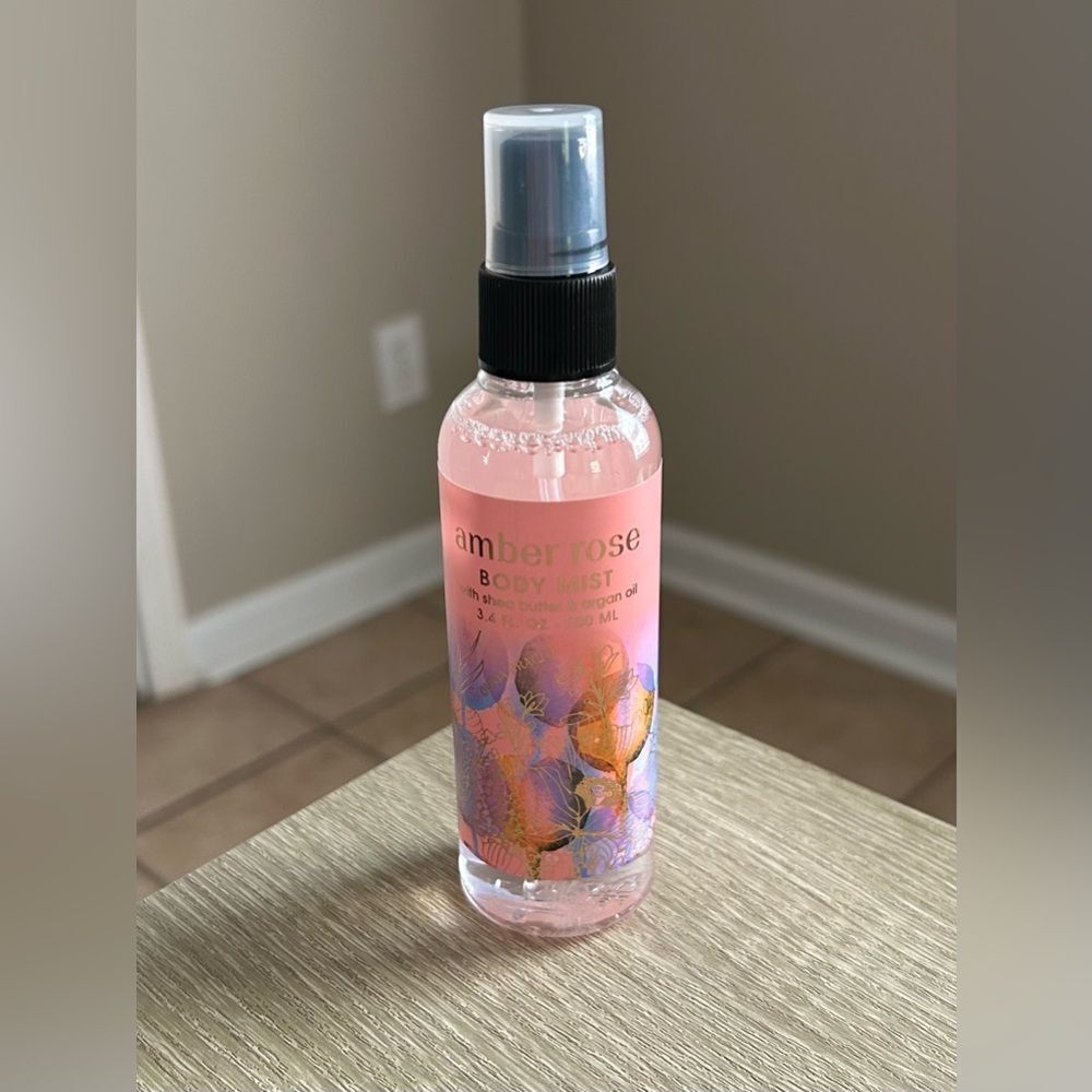 NEW … OLIVIA GRACE “Amber Rose “ Body Mist